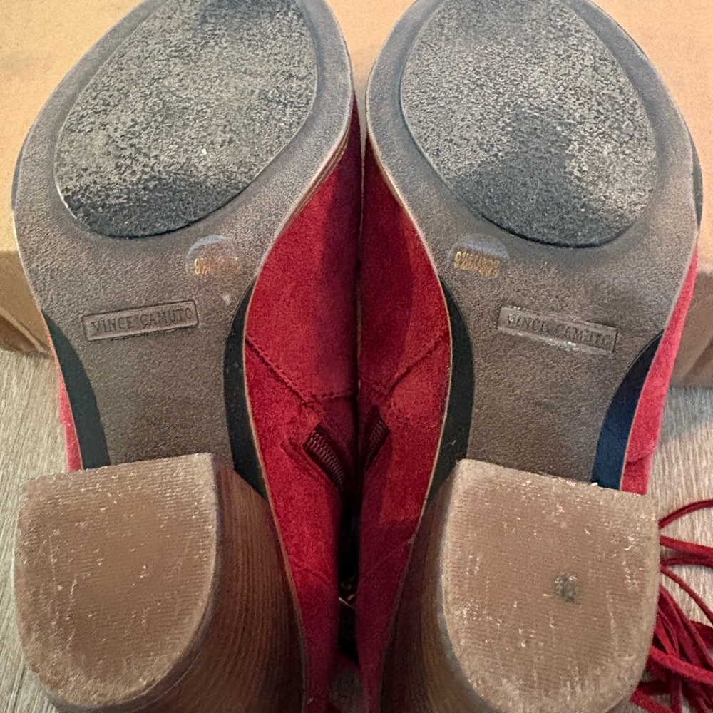 Vince Camuto Red Suede festival Fringe Cowboy Western Ankle Boots size 9.5 - Picture 5 of 5